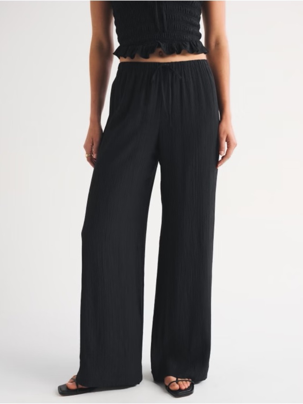 Abercrombie Black Cringle Wide-Leg Pants - Picture 1 of 3